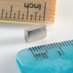 Neodymium magnet prism 8x5x3 N 80 °C, VMM2-N30