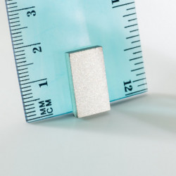 Samarium magnet prism 18x10x3