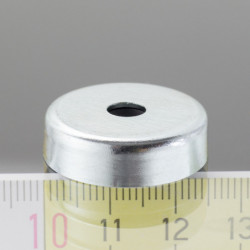 Magnetic lens / pot magnet dia. 25, height 7 mm, inner hole for screw with countersunk-head bolt dia. 5,5 – 17 g, 36 N