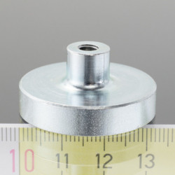 Magnetic lens / pot magnet with stems dia. 32 x height 7 mm with outer screw M5, screw height 8,5 mm
