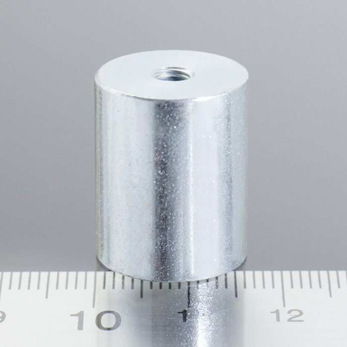 Cylindrical magnetic lens / pot magnet dia. 16 x height 20 mm with inner screw M4. Screw length 7 mm