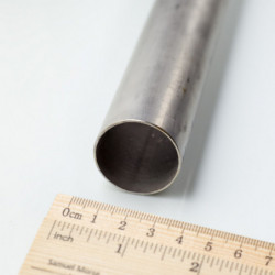 Stainless steel tube with the diameter of 32 x 1 mm, seamless, length 1 m - 1.4301