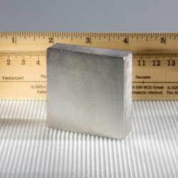 Neodymium magnet prism 50x50x15 N 80 °C, VMM4-N35