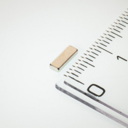 Neodymium magnet prism 6,8x2,3x1,2 N 80 °C, VMM5-N38